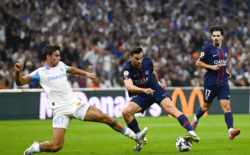 里程碑夜！马赛扳平良机，荷甲转会期刷纪录，气氛紧张，年轻球员得到机会的简单介绍