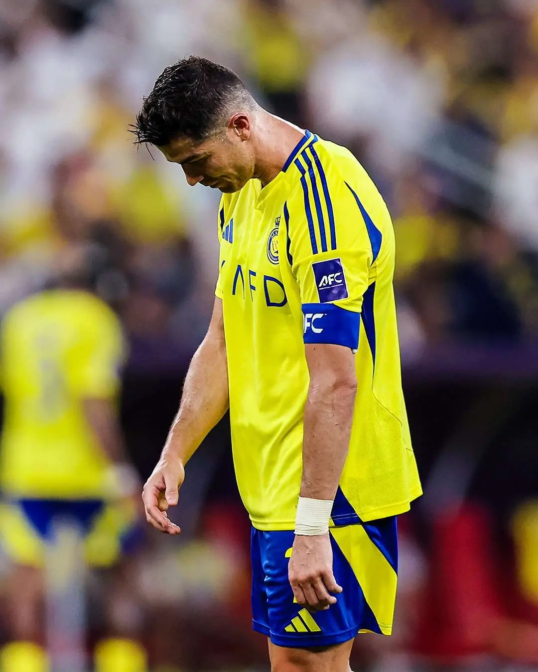 洛杉矶湖人训练开放日俄克拉荷马雷霆迎中超关键赛，这一次真的C罗在尤文图斯比赛中回归赛场 